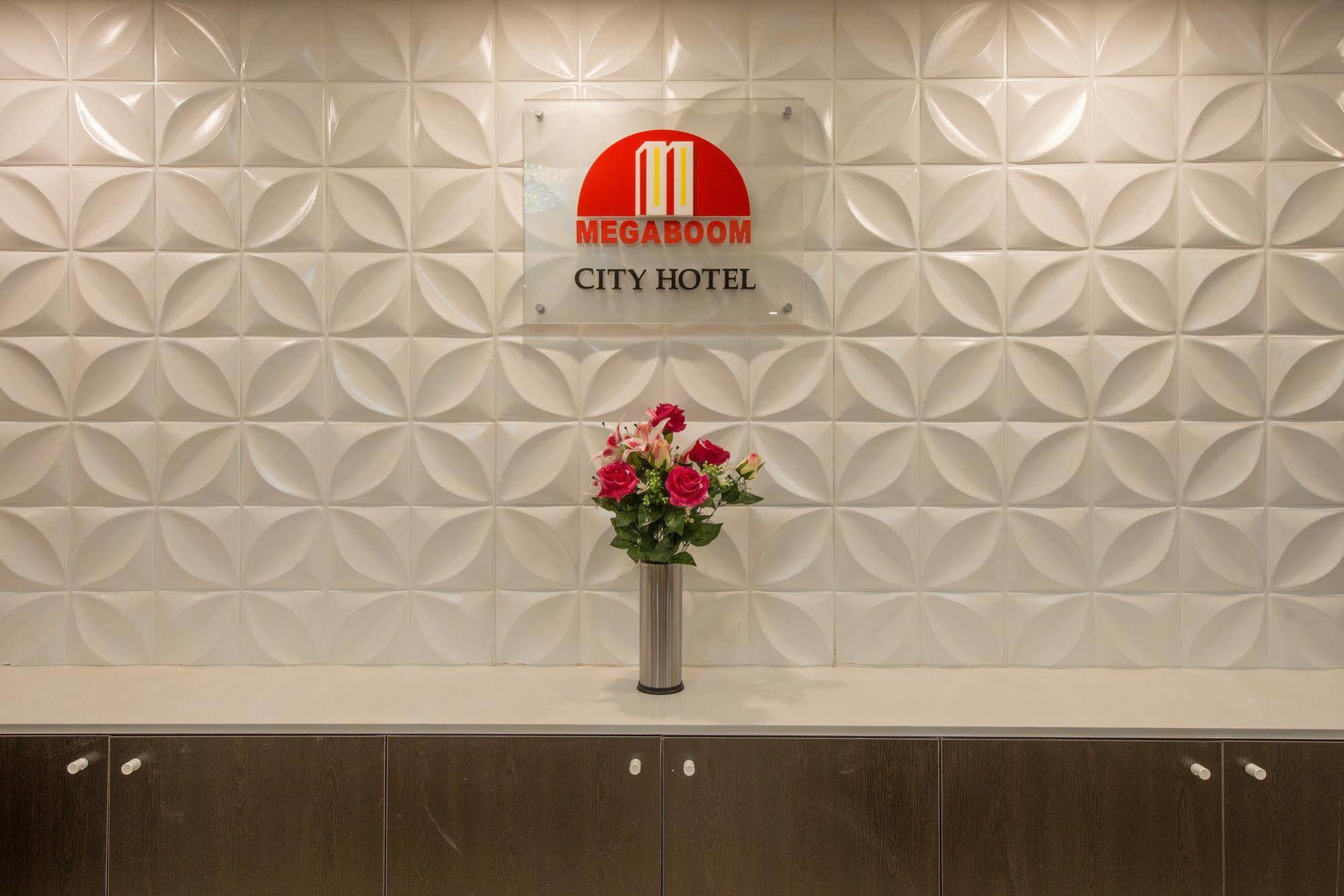 Megaboom City Hotel Сідней Екстер'єр фото